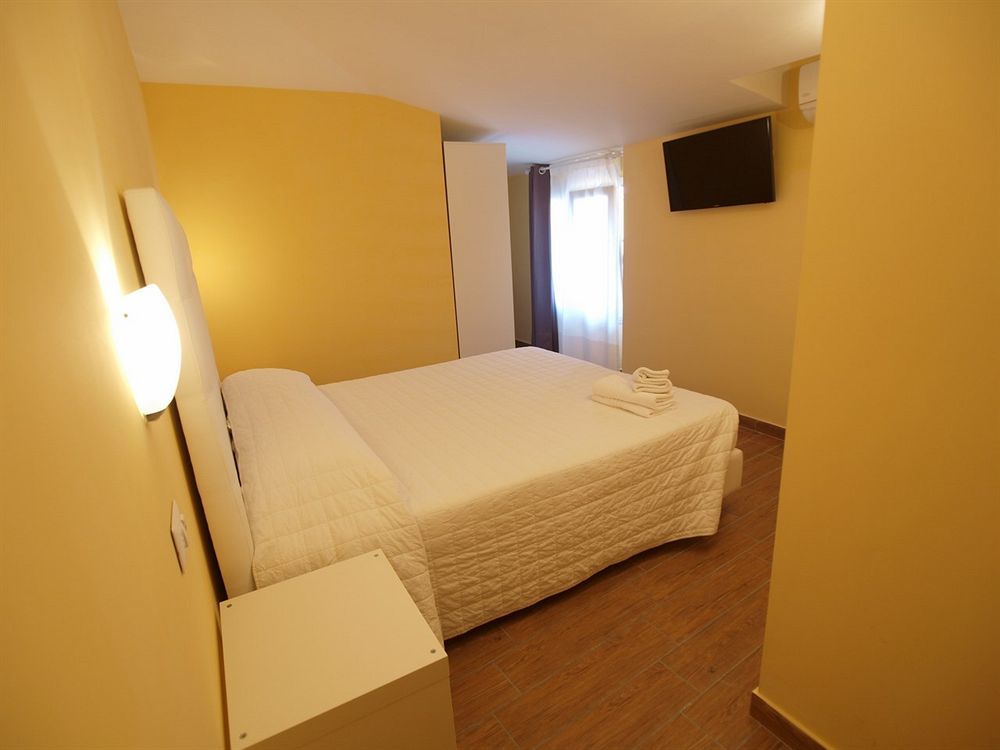 Via Mameli 5 Hotell Sanremo Exteriör bild